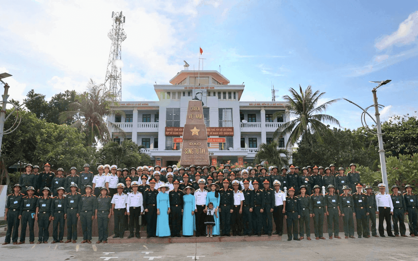 ĐOÀN CÁN BỘ, HỌC VIÊN HỌC VIỆN HẬU CẦN HOÀN THÀNH HẢI TRÌNH HỌC TẬP, NGHIÊN CỨU VÀ THĂM QUẦN ĐẢO TRƯỜNG SA VÀ NHÀ GIÀN DK-I NĂM 2026